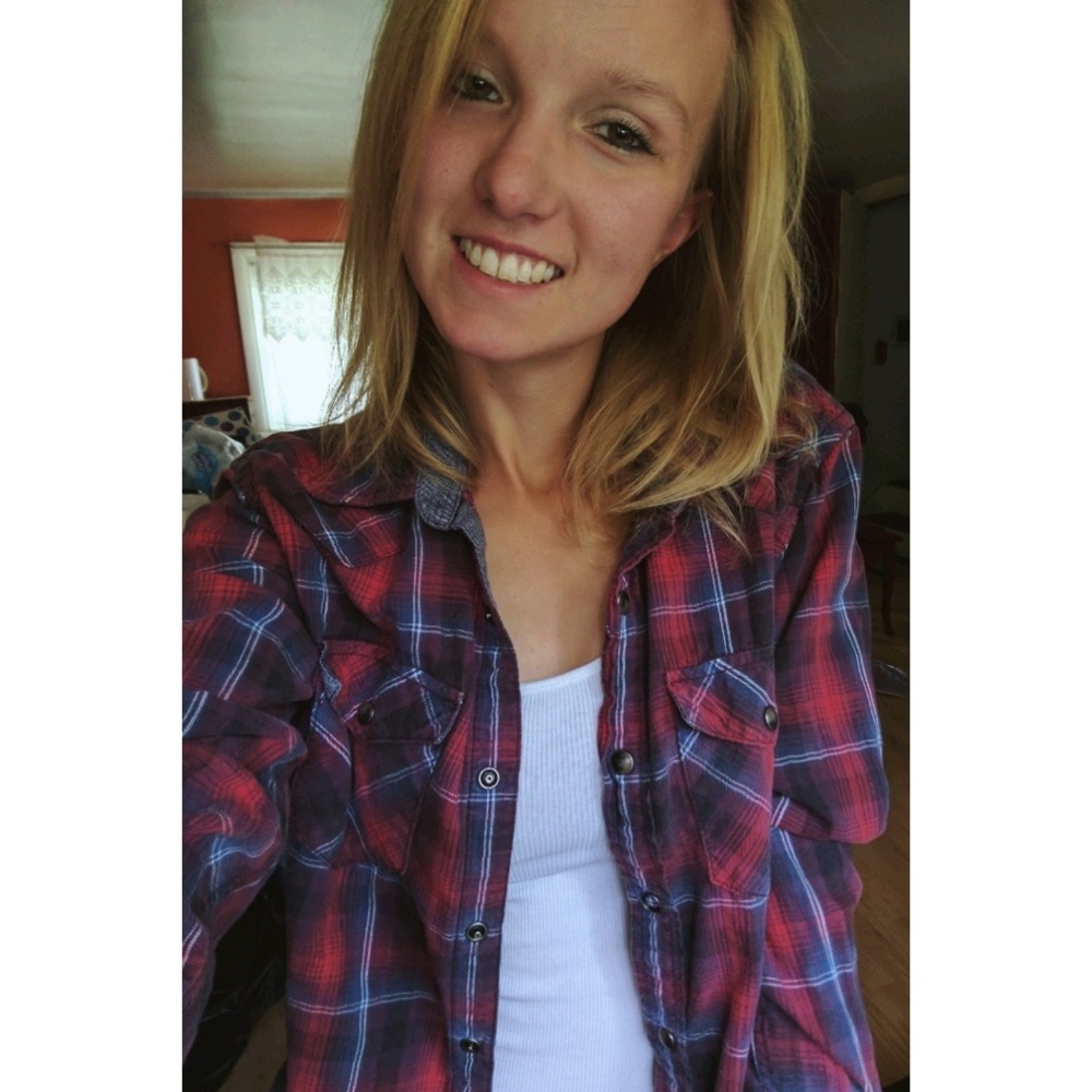 Meet your Posher, Alexandrea